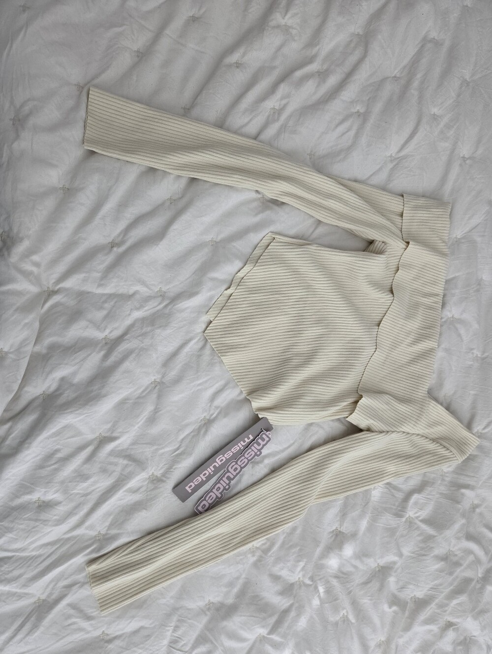 Missguided + Cream Ribbed Off-Shoulder Top
